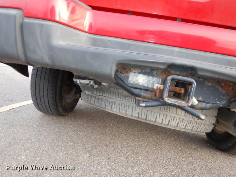 image for item J5528 2002 Chevrolet TrailBlazer SUV