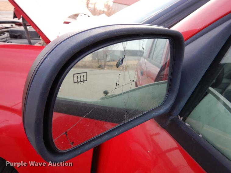 image for item J5528 2002 Chevrolet TrailBlazer SUV