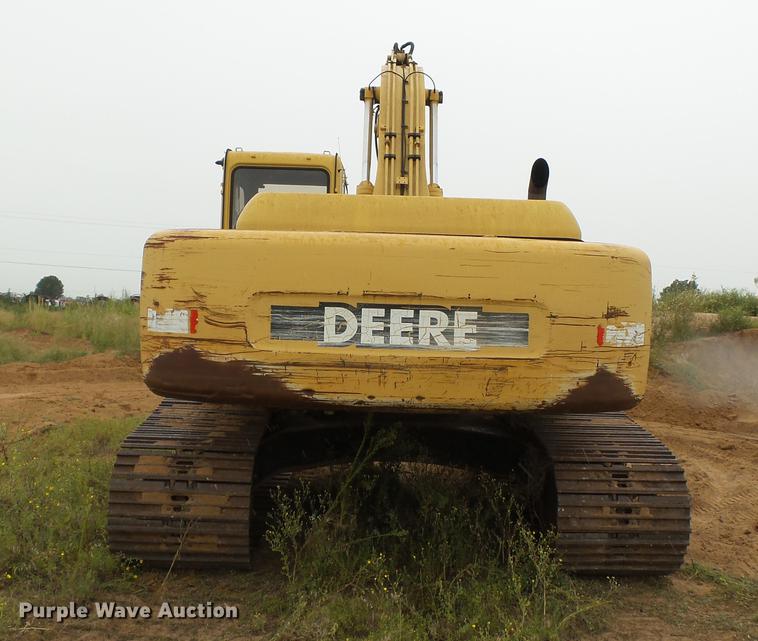 image for item DB7050 2000 John Deere 230LC excavator
