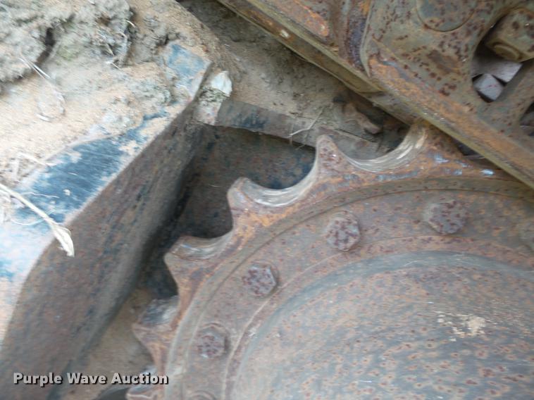 image for item DB7050 2000 John Deere 230LC excavator