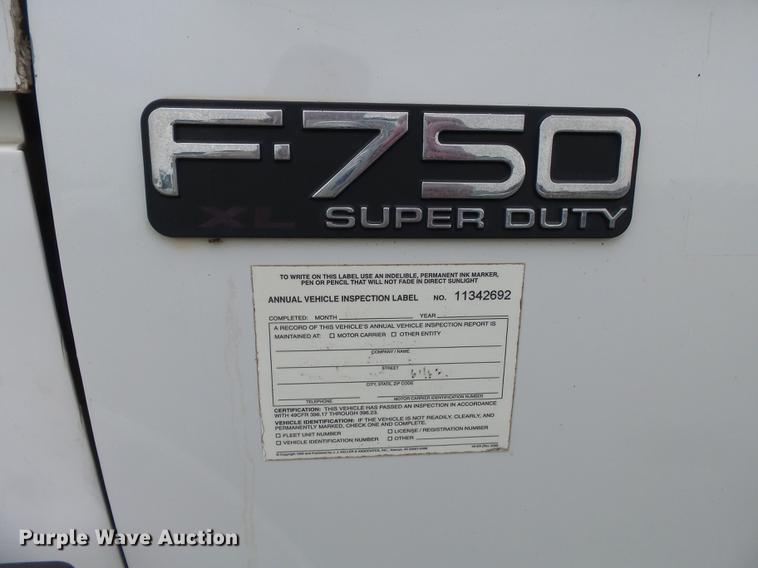image for item DB7054 2005 Ford F750 Super Duty dump truck