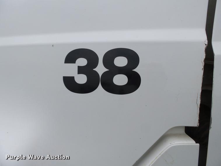 image for item DB7054 2005 Ford F750 Super Duty dump truck