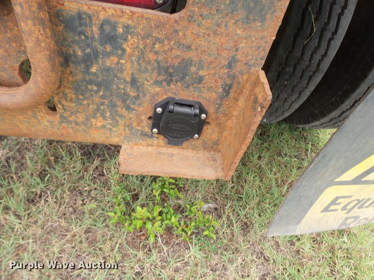 image for item DB7054 2005 Ford F750 Super Duty dump truck