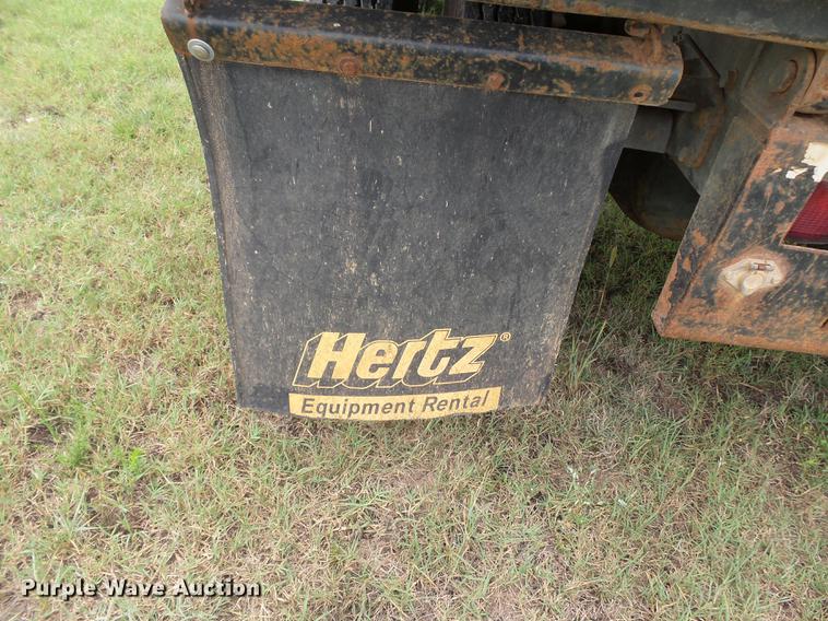 image for item DB7054 2005 Ford F750 Super Duty dump truck