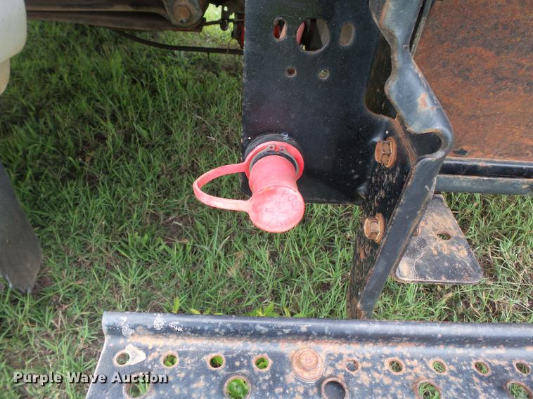 image for item DB7054 2005 Ford F750 Super Duty dump truck