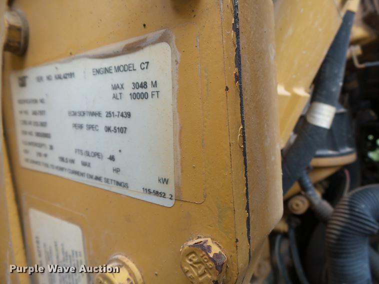 image for item DB7054 2005 Ford F750 Super Duty dump truck