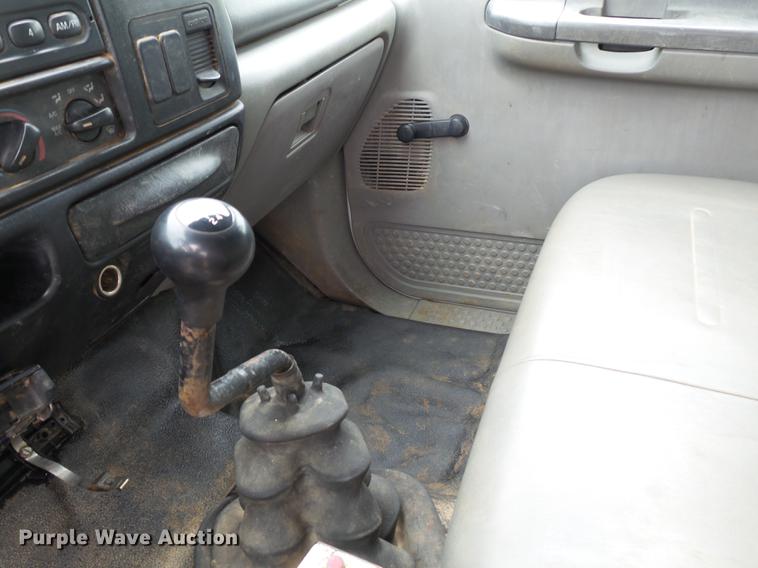 image for item DB7054 2005 Ford F750 Super Duty dump truck