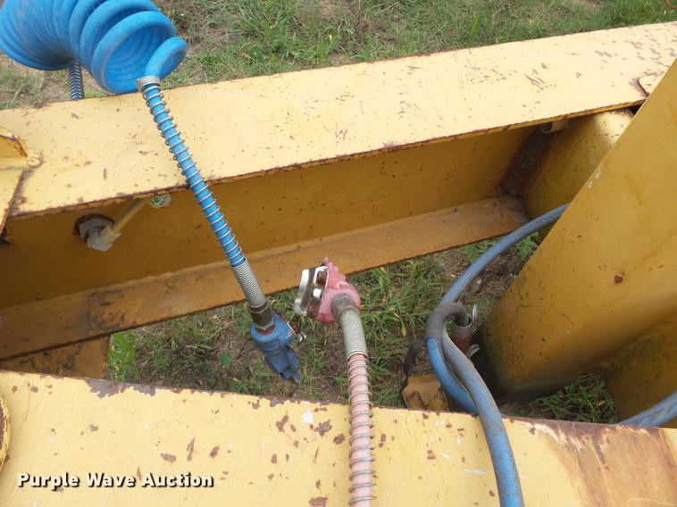 image for item DB7057 2004 Trail King TK40LP equipment trailer