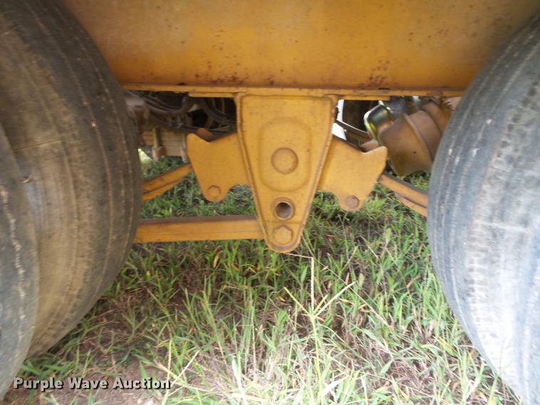 image for item DB7057 2004 Trail King TK40LP equipment trailer