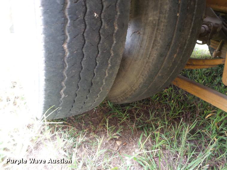 image for item DB7057 2004 Trail King TK40LP equipment trailer