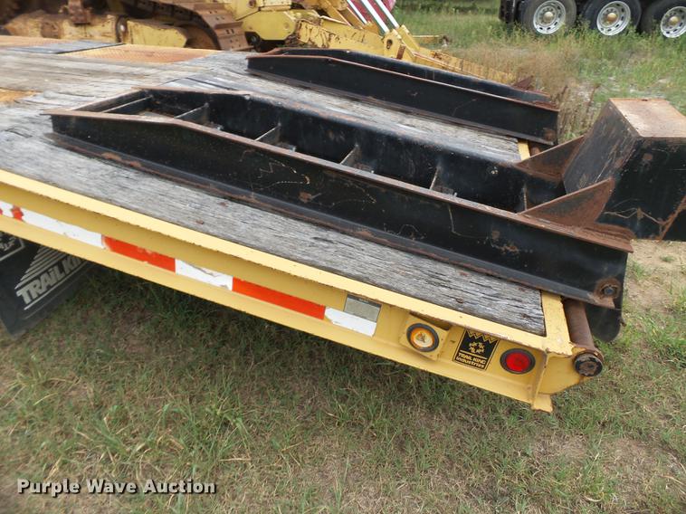 image for item DB7057 2004 Trail King TK40LP equipment trailer