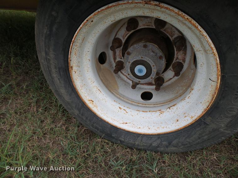 image for item DB7057 2004 Trail King TK40LP equipment trailer