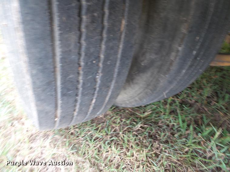 image for item DB7057 2004 Trail King TK40LP equipment trailer