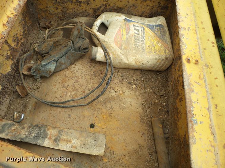 image for item DB7057 2004 Trail King TK40LP equipment trailer