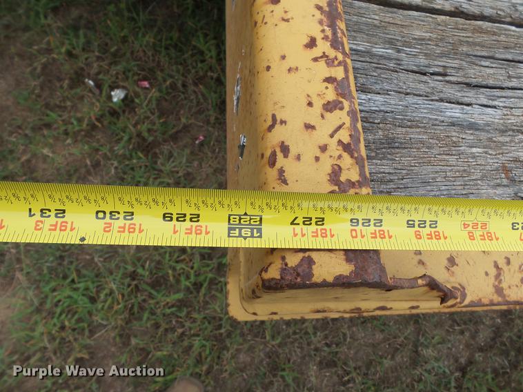 image for item DB7057 2004 Trail King TK40LP equipment trailer