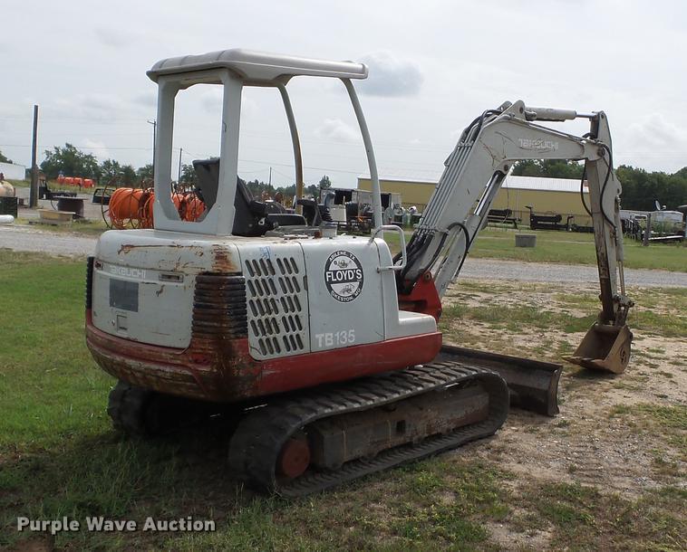 image for item DB7059 2006 Takeuchi TB135 mini excavator