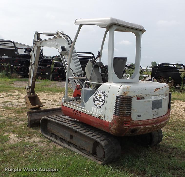 image for item DB7059 2006 Takeuchi TB135 mini excavator