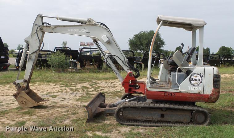 image for item DB7059 2006 Takeuchi TB135 mini excavator
