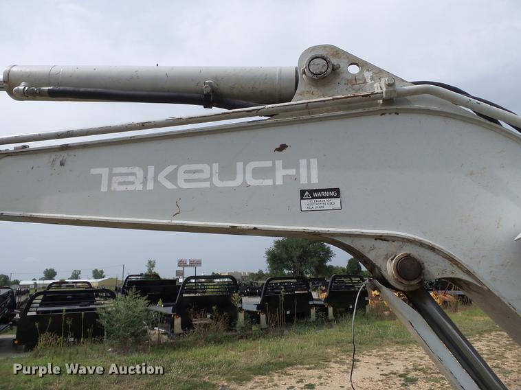 image for item DB7059 2006 Takeuchi TB135 mini excavator