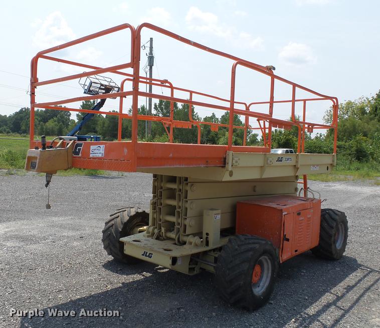 image for item DB7060 JLG 33RTS scissor lift