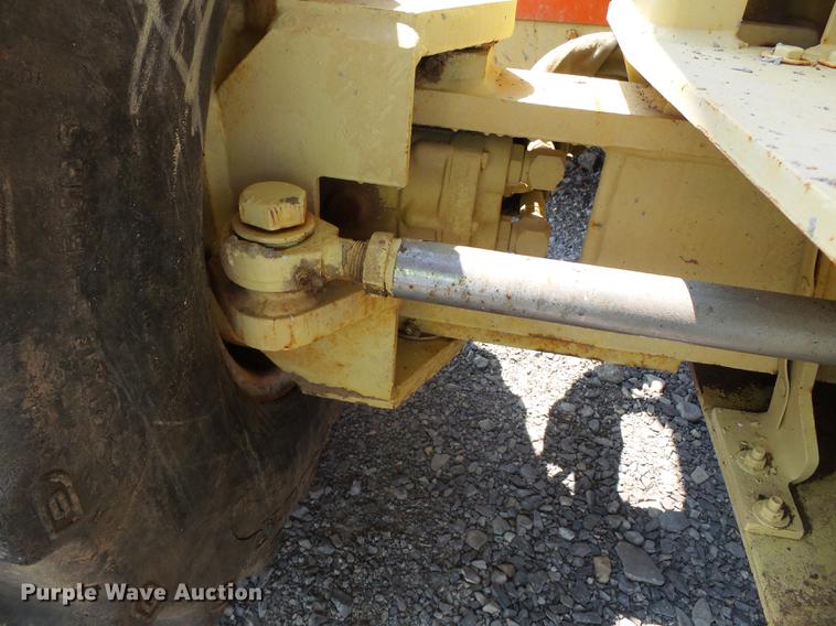 image for item DB7060 JLG 33RTS scissor lift