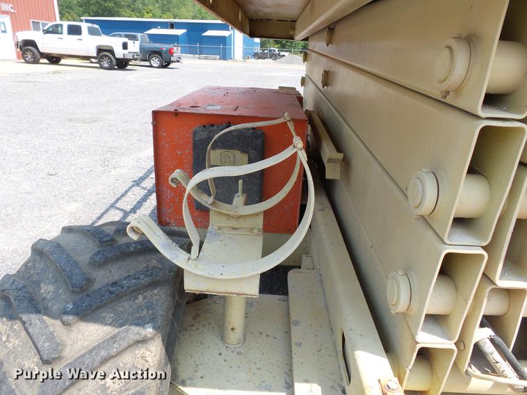 image for item DB7060 JLG 33RTS scissor lift