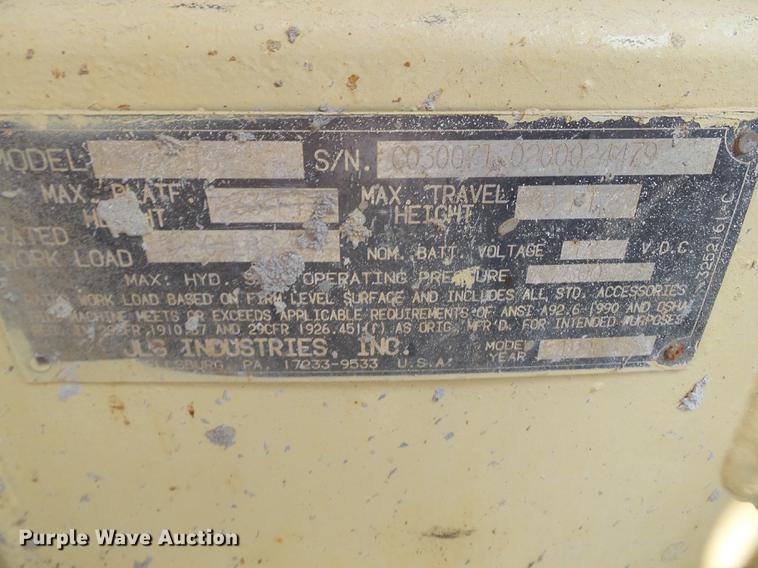 image for item DB7060 JLG 33RTS scissor lift