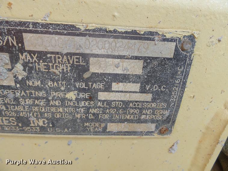 image for item DB7060 JLG 33RTS scissor lift