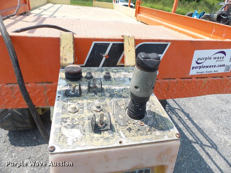 image for item DB7060 JLG 33RTS scissor lift