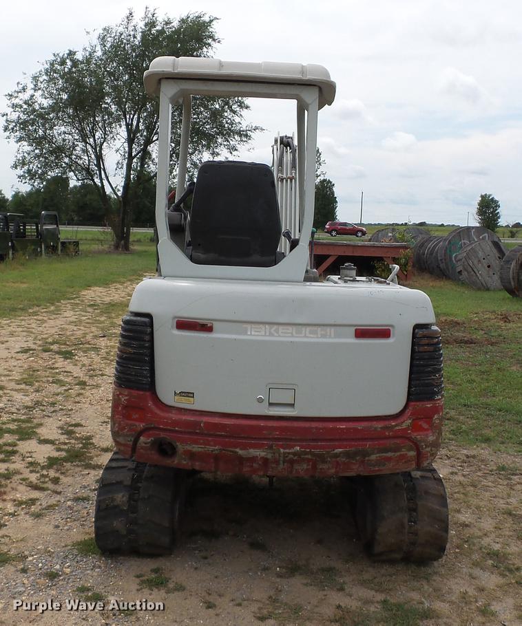image for item DB7066 2007 Takeuchi TB135 mini excavator