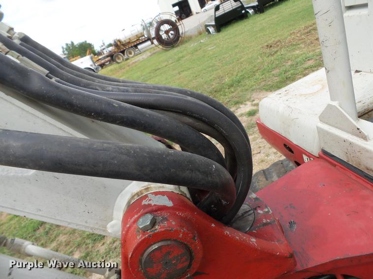 image for item DB7066 2007 Takeuchi TB135 mini excavator