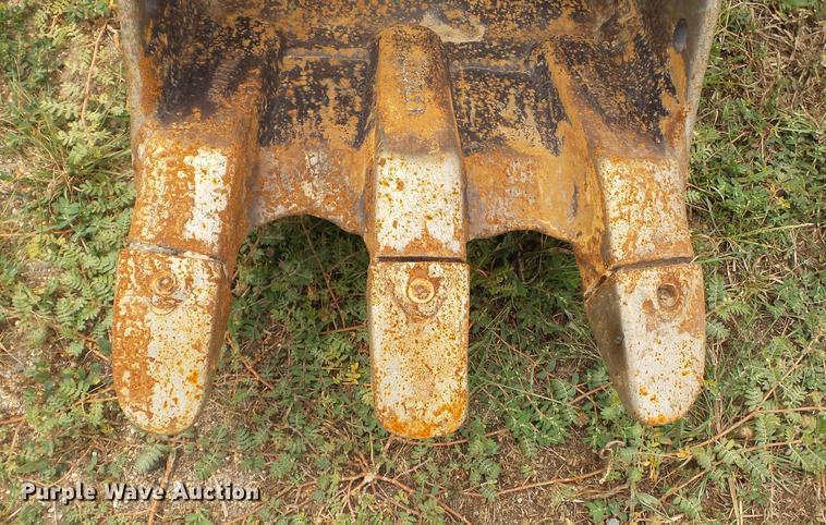 image for item DB7066 2007 Takeuchi TB135 mini excavator