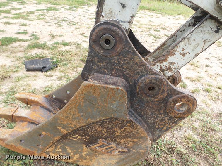 image for item DB7066 2007 Takeuchi TB135 mini excavator