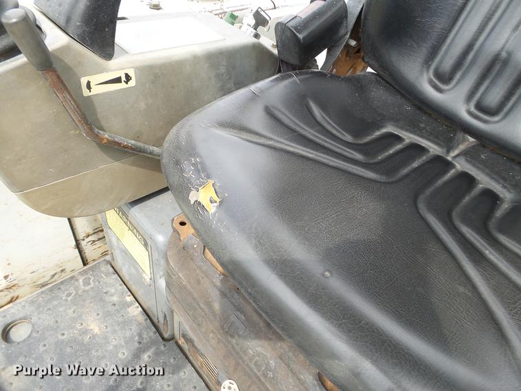 image for item DB7066 2007 Takeuchi TB135 mini excavator