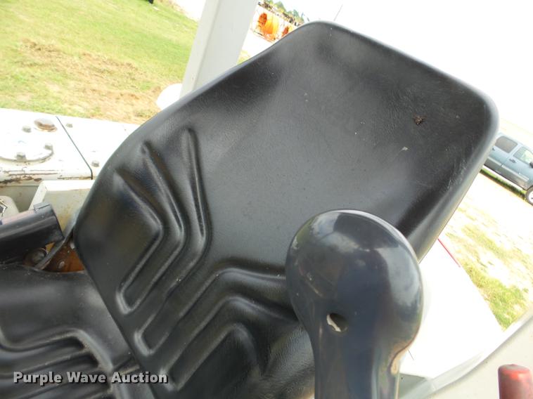 image for item DB7066 2007 Takeuchi TB135 mini excavator