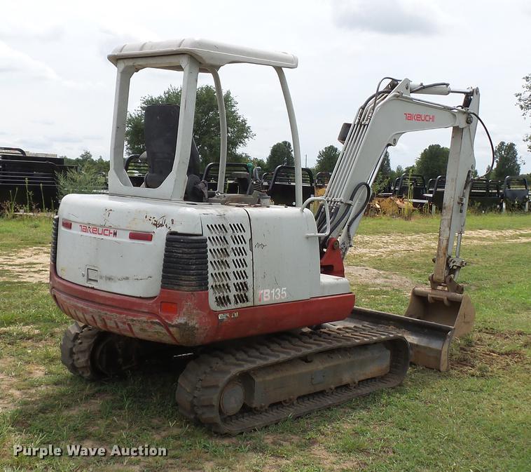 image for item DB7067 2005 Takeuchi TB135 mini excavator