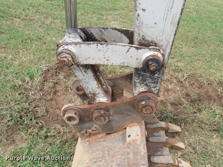 image for item DB7067 2005 Takeuchi TB135 mini excavator