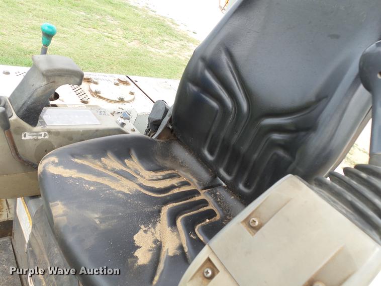 image for item DB7067 2005 Takeuchi TB135 mini excavator