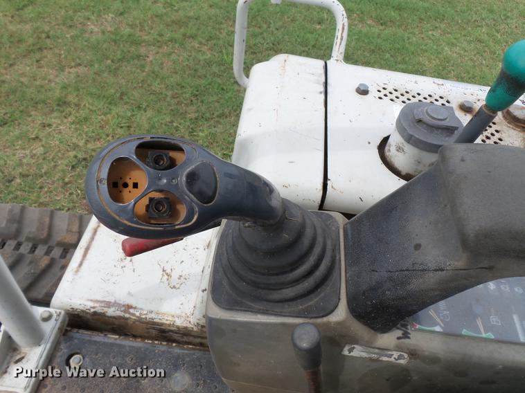 image for item DB7067 2005 Takeuchi TB135 mini excavator