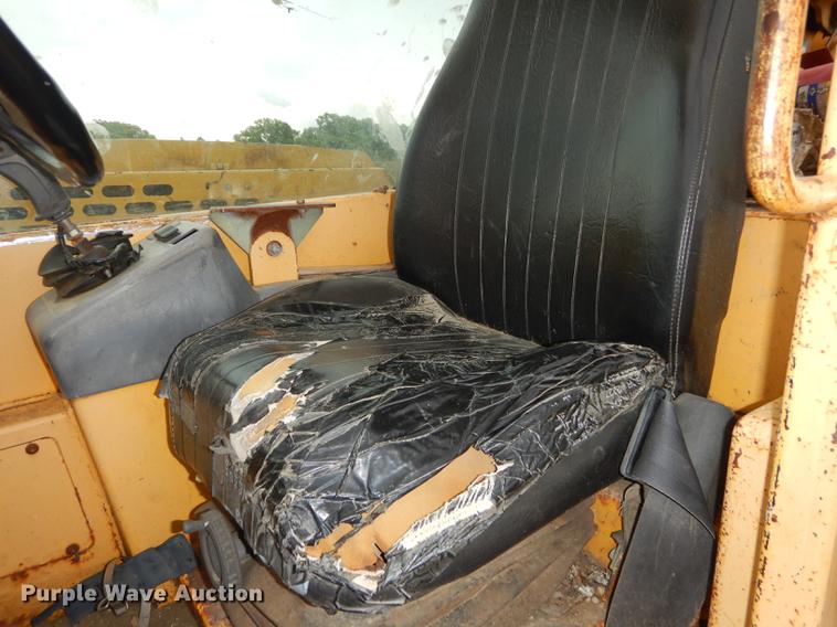 image for item DB8281 Gehl DL8H-44 telehandler