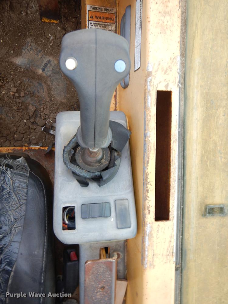 image for item DB8281 Gehl DL8H-44 telehandler