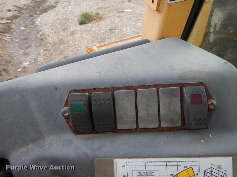 image for item DB8281 Gehl DL8H-44 telehandler