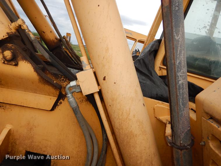 image for item DB8281 Gehl DL8H-44 telehandler