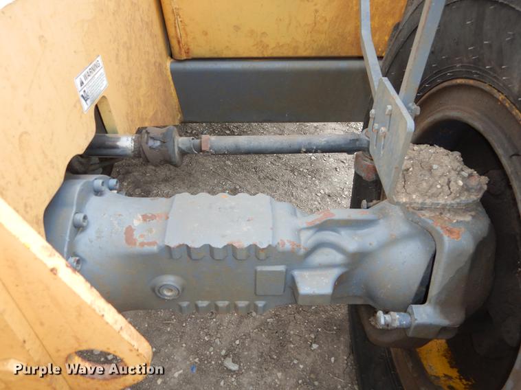 image for item DB8282 Gehl DL10H-55 telehandler