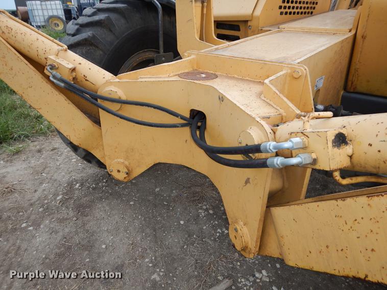 image for item DB8282 Gehl DL10H-55 telehandler