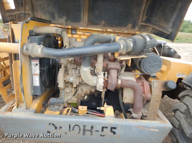 image for item DB8282 Gehl DL10H-55 telehandler