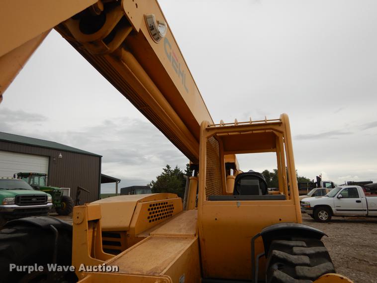 image for item DB8282 Gehl DL10H-55 telehandler