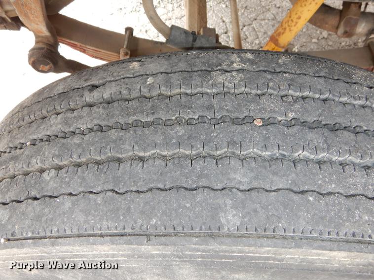 image for item DB8309 1999 Ford F800 digger derrick truck