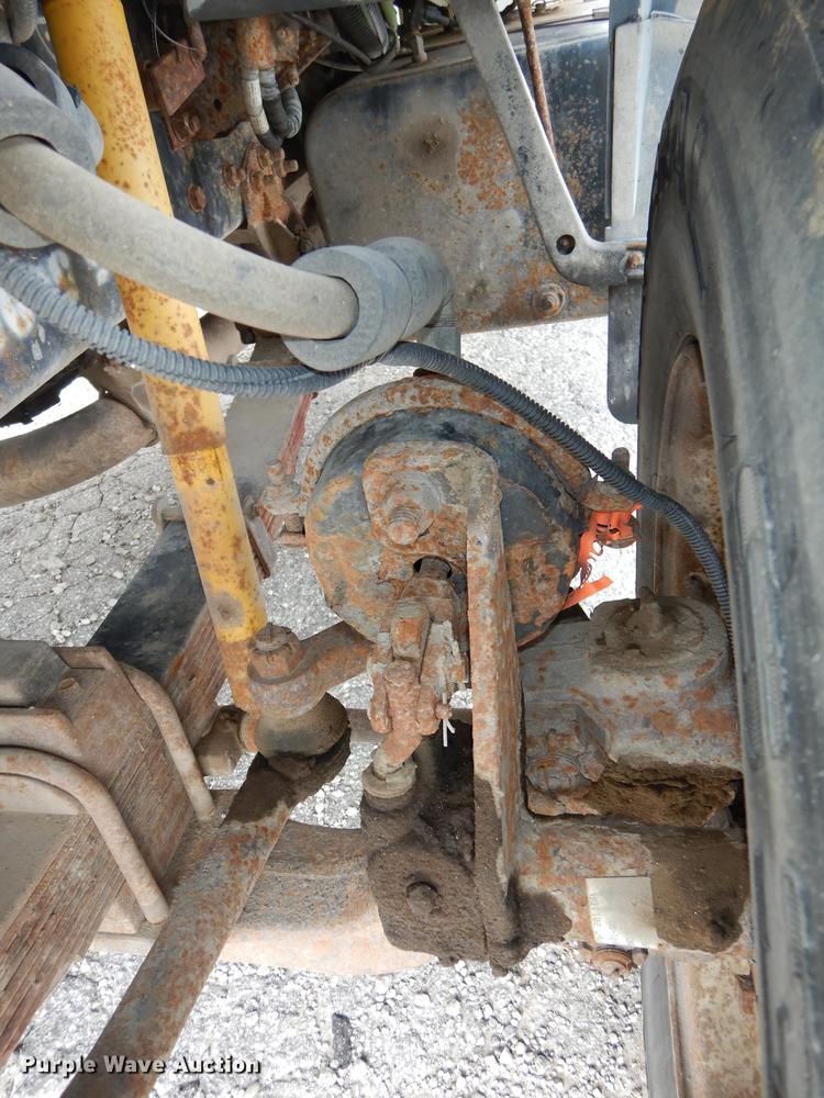 image for item DB8309 1999 Ford F800 digger derrick truck