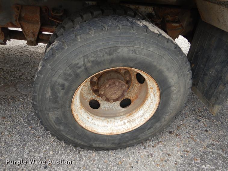 image for item DB8309 1999 Ford F800 digger derrick truck